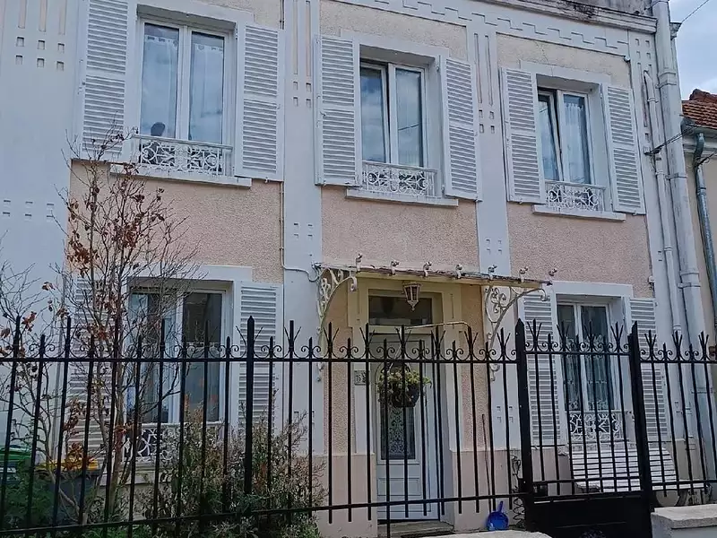 Maison, 223 m²