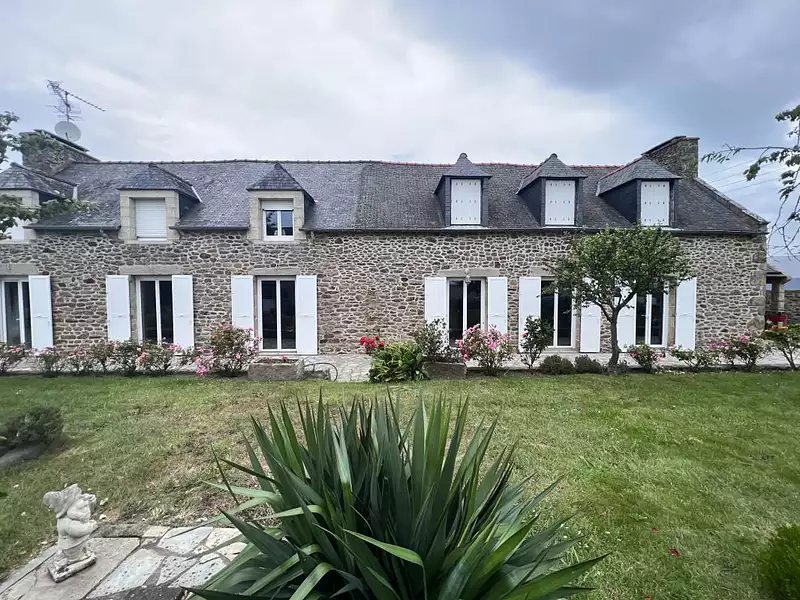 Maison, 305 m²