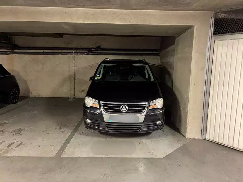 Parking, 11 m²