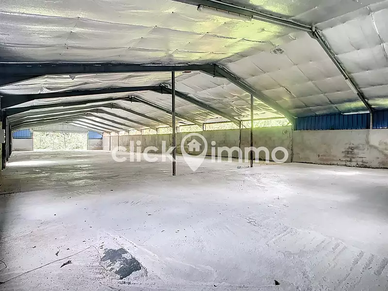 Divers, 680 m²