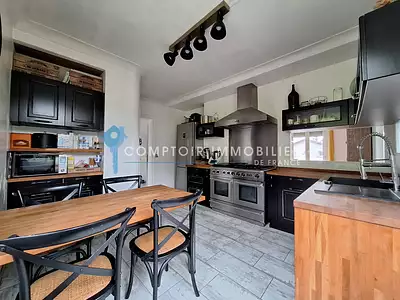 Maison, 206 m²