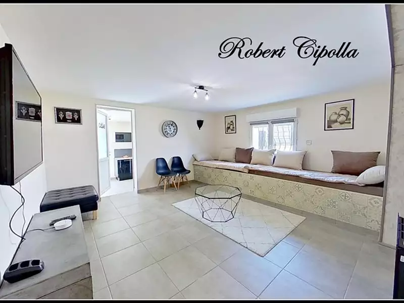 Maison, 185 m²