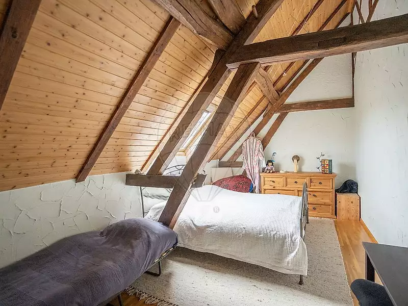 Maison, 247 m²