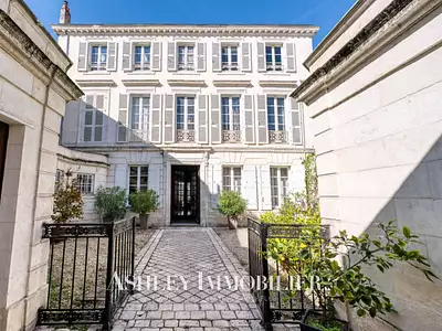 Maison, 426 m²