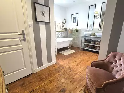 Maison, 220 m²