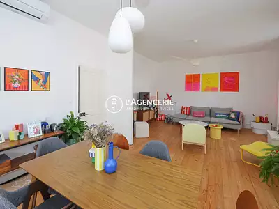 Maison, 196 m²