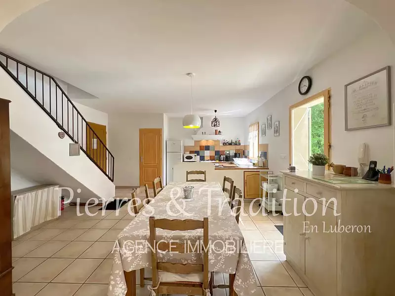 Maison, 122 m²