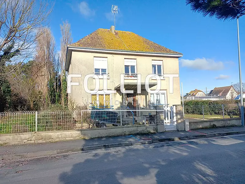 Immeuble, 140 m²