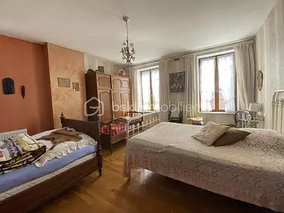 Maison, 195 m²