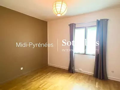 Maison, 185 m²