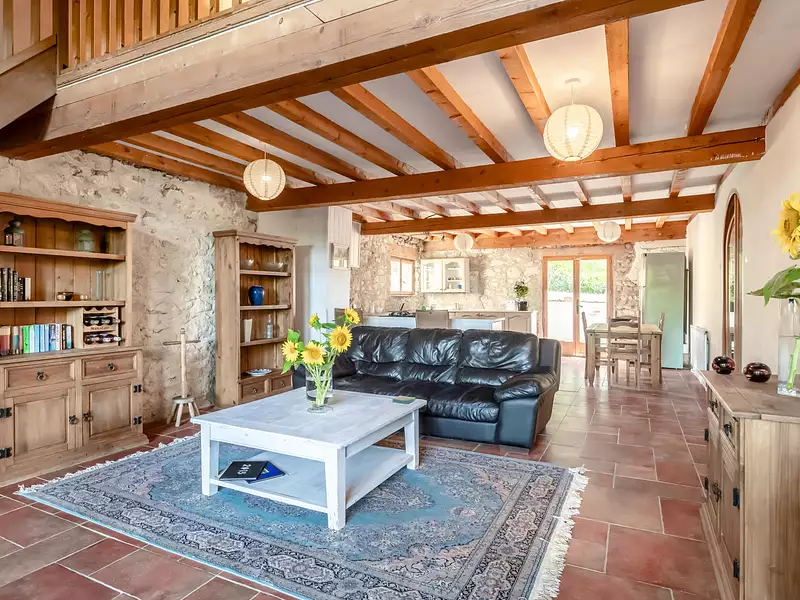 Maison, 11 677 m²