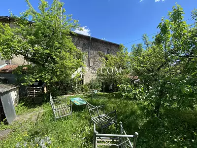 Immeuble, 330 m²