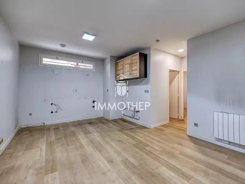 Divers, 296 m²