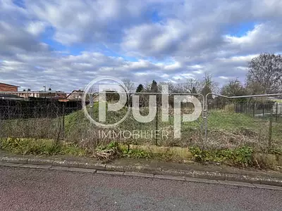 Terrain, 652 m²