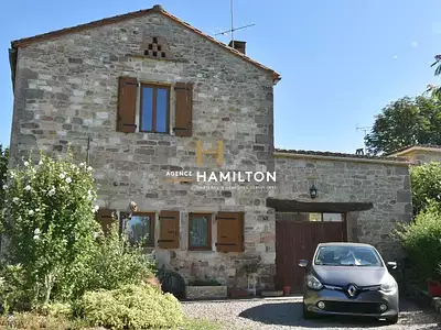 Maison, 230 m²