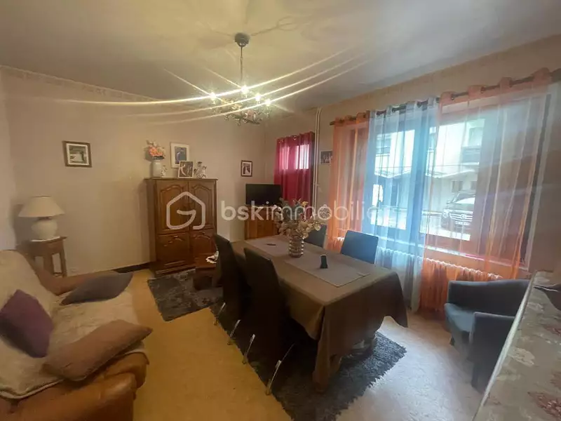 Immeuble, 309 m²