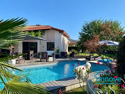 Maison, 160 m²