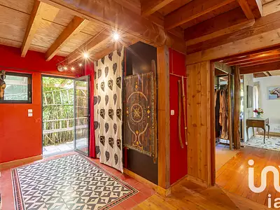 Maison, 284 m²