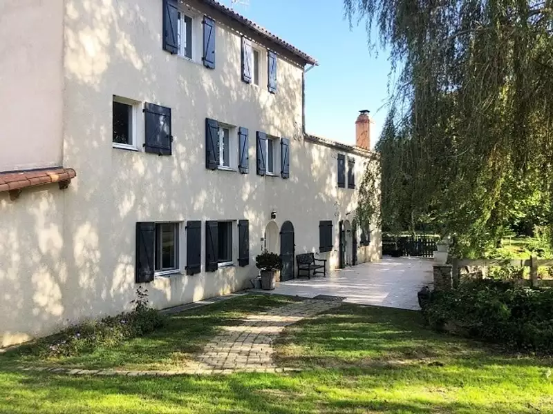 Maison, 261 m²