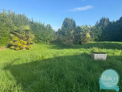 Terrain, 716 m²
