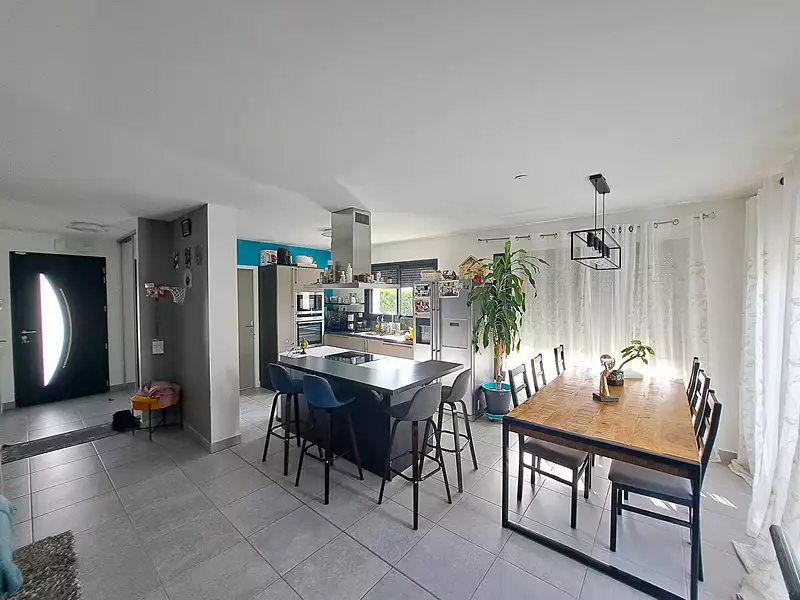 Divers, 119 m²