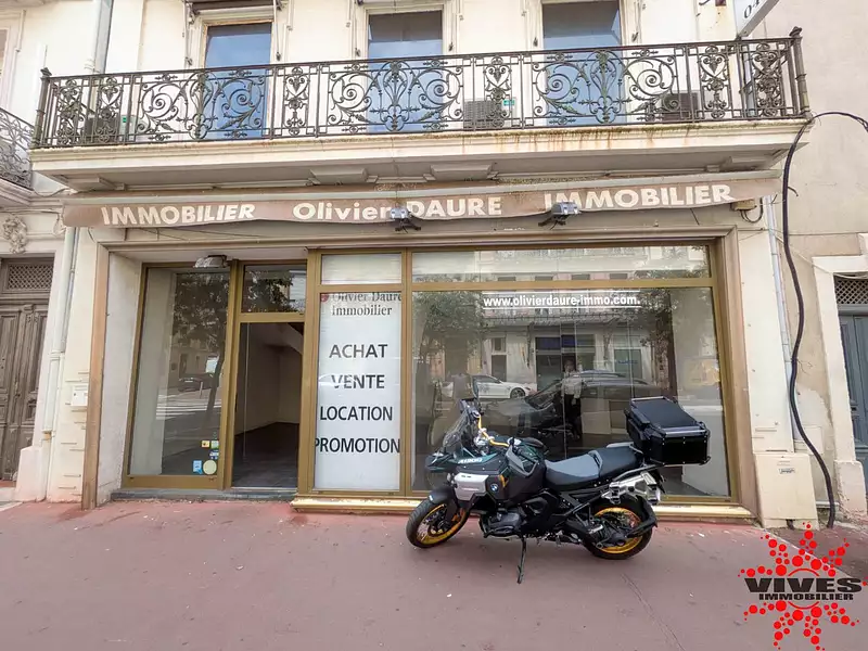 Divers, 100 m²