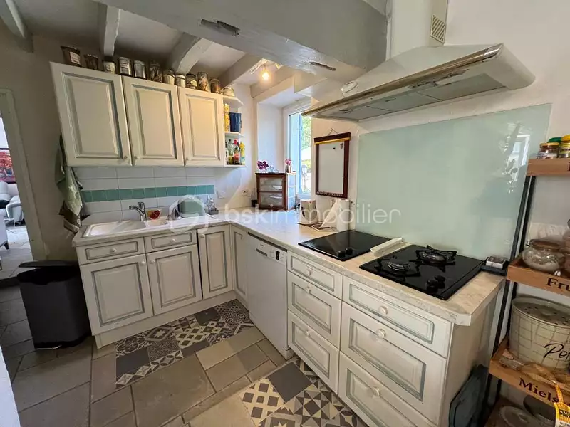 Maison, 176 m²