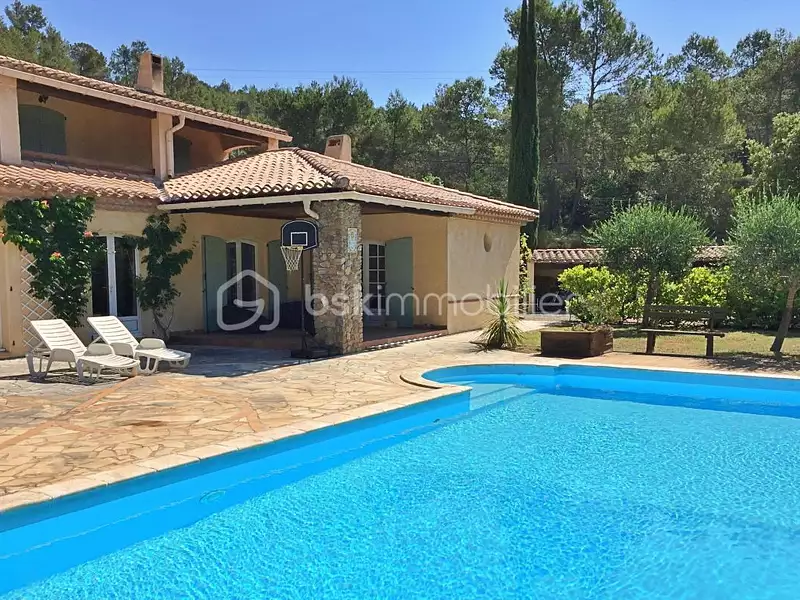 Maison, 265 m²