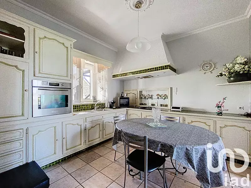 Maison, 143 m²
