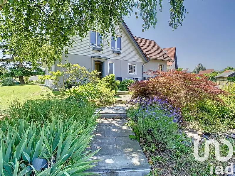 Maison, 179 m²