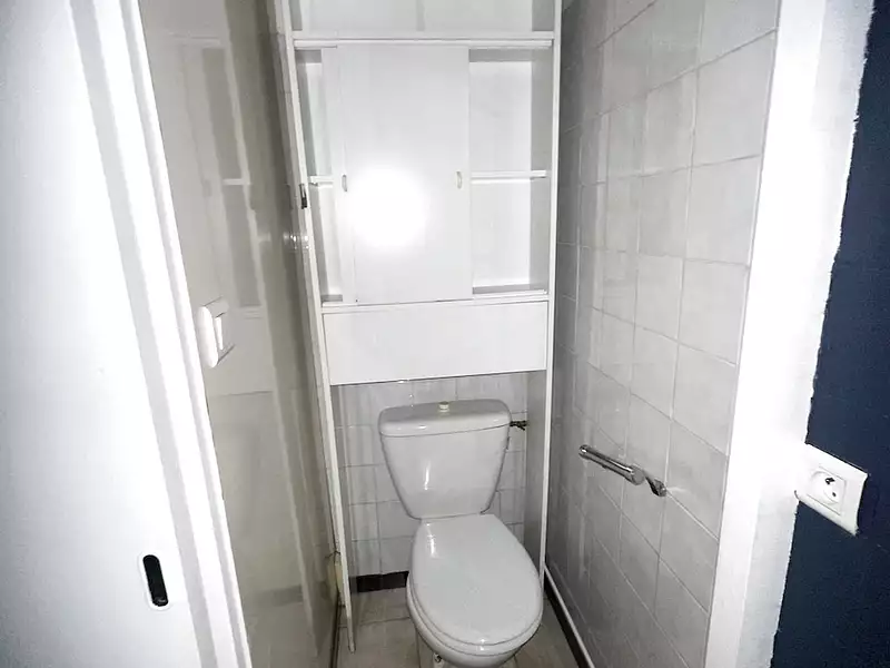 Divers, 50 m²