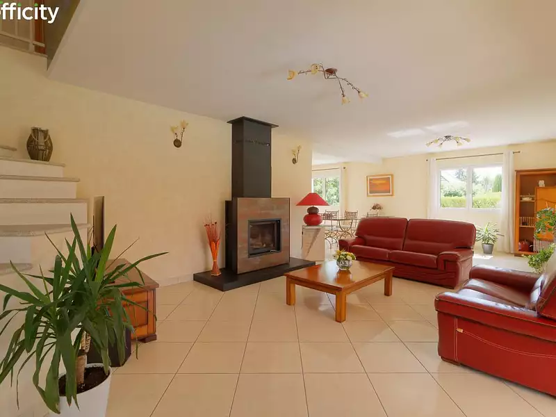 Maison, 215 m²