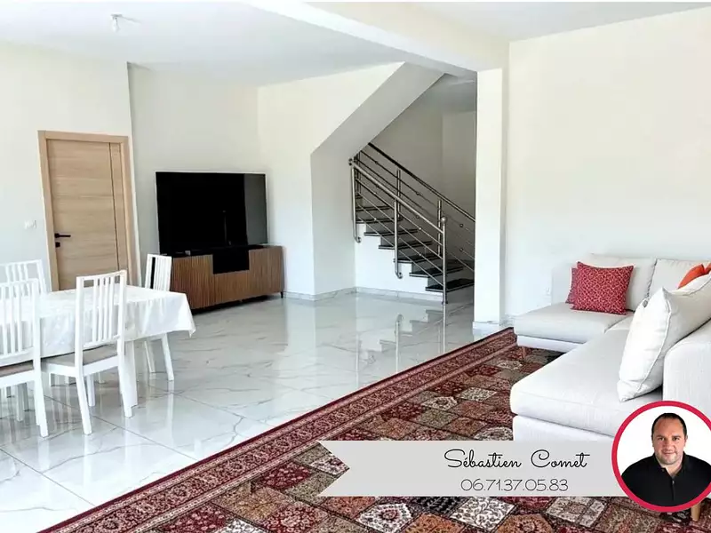 Maison, 192 m²
