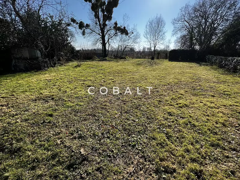 Terrain, 1 241 m²