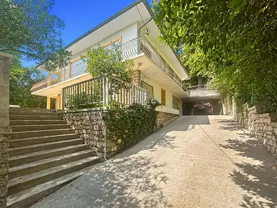 Maison, 177 m²