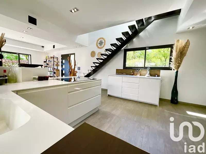 Maison, 218 m²