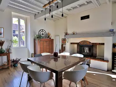 Maison, 240 m²