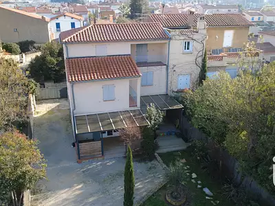 Maison, 187 m²
