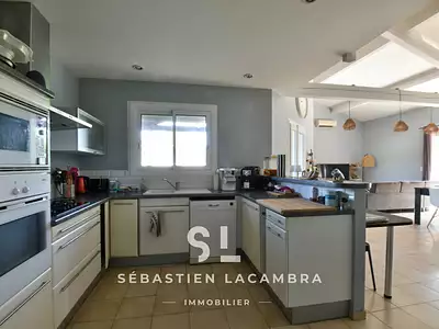 Maison, 162 m²