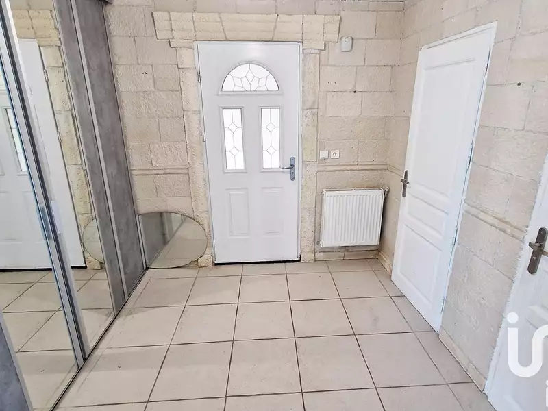 Maison, 250 m²