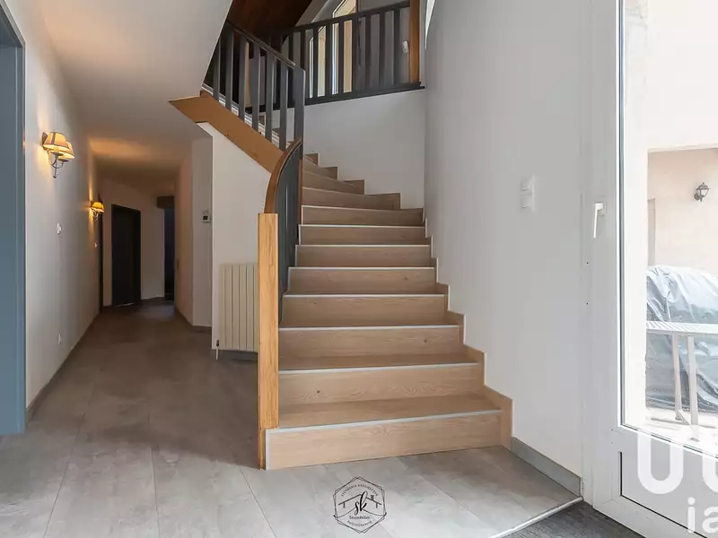 Maison, 299 m²