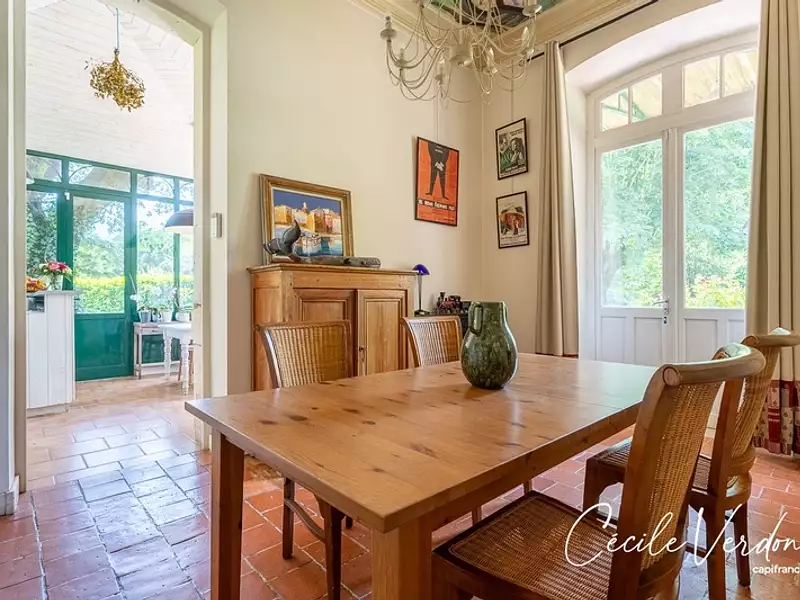 Maison, 280 m²