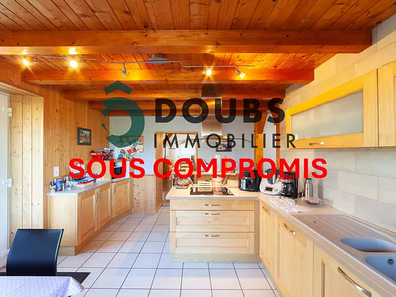 Maison, 145 m²