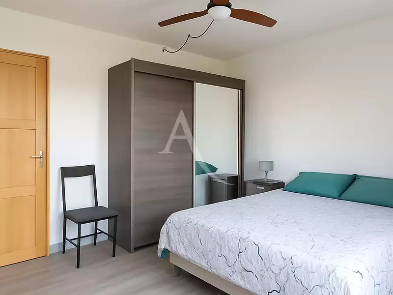 Maison, 256,1 m²