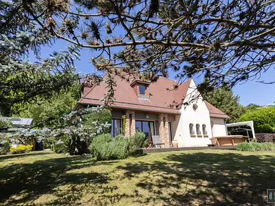 Maison, 204 m²