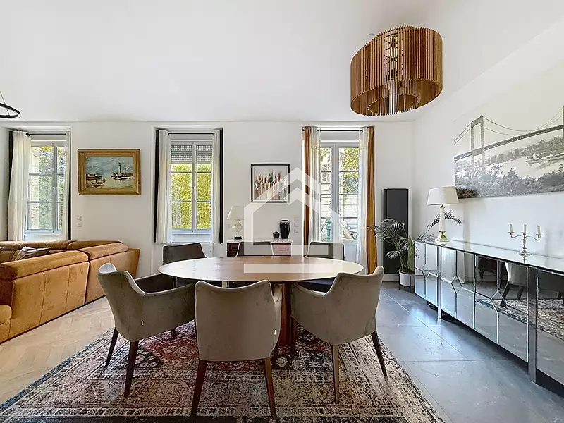 Appartement, 160 m²