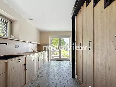 Maison, 179 m²