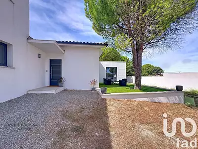 Maison, 260 m²