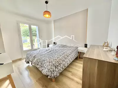 Maison, 198 m²