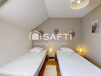Maison, 360 m²